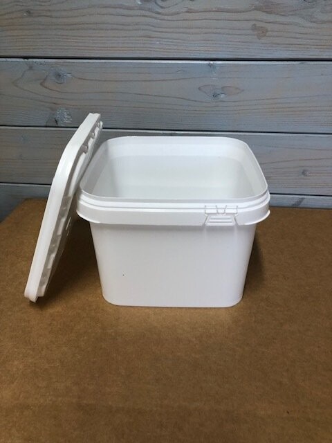3500ml  Square Tamper Evident Tubs with Handles and Lids