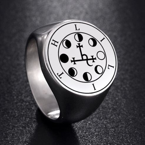 Lilith Siegel Ring
