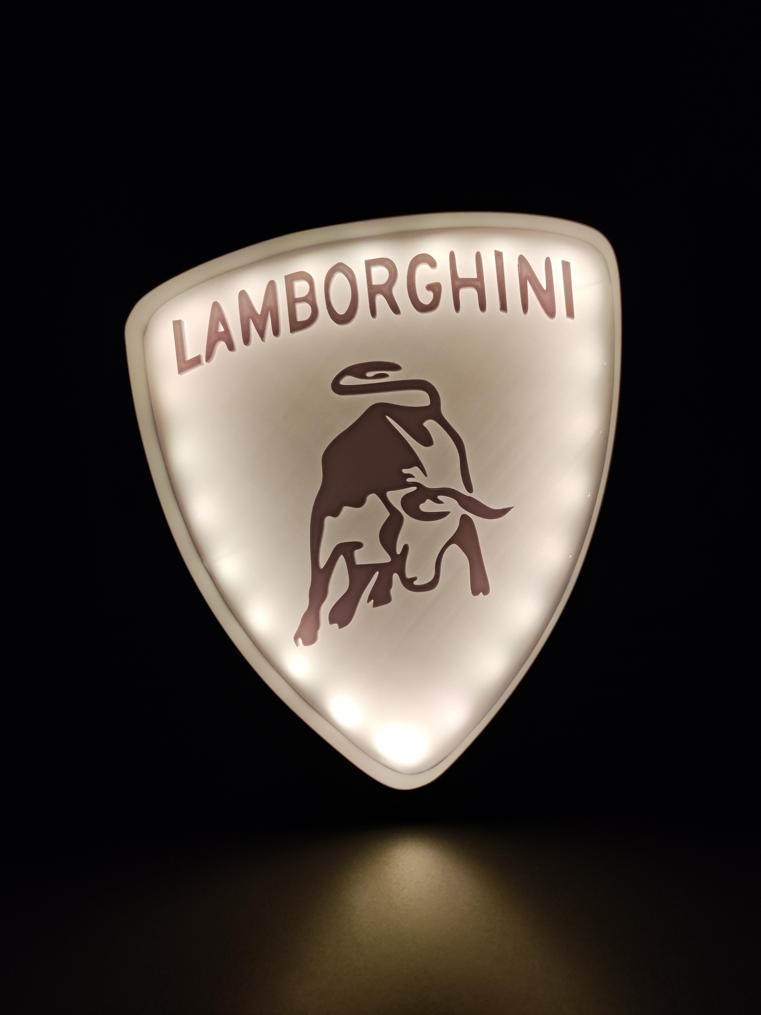 Enseigne lumineuse connectée logo Lamborghini format : 300