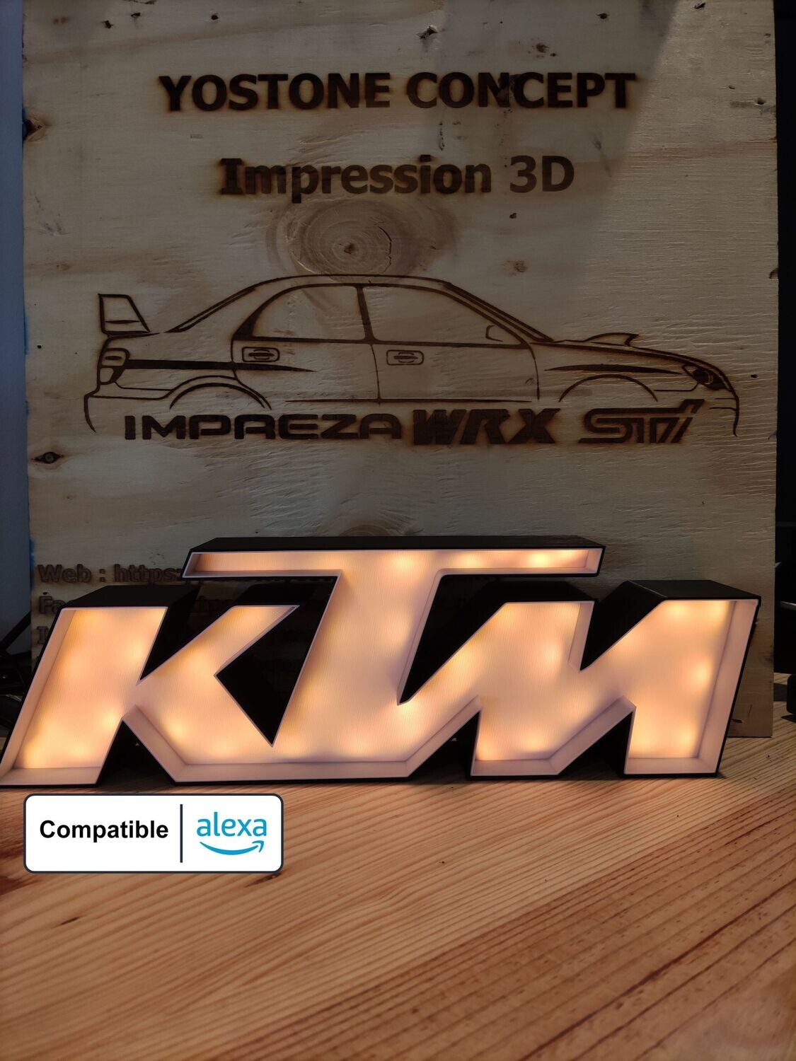 Enseigne lumineuse connectée KTM format : 360