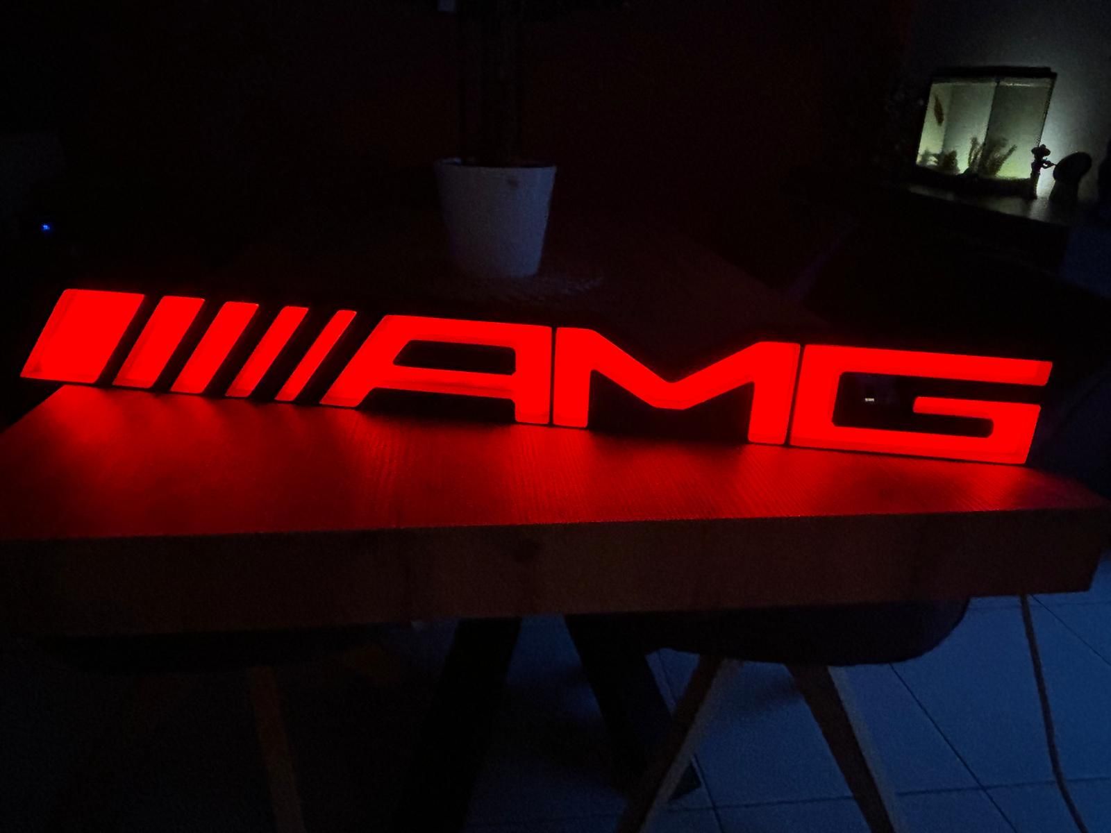 Enseigne lumineuse connectée AMG format : 1500