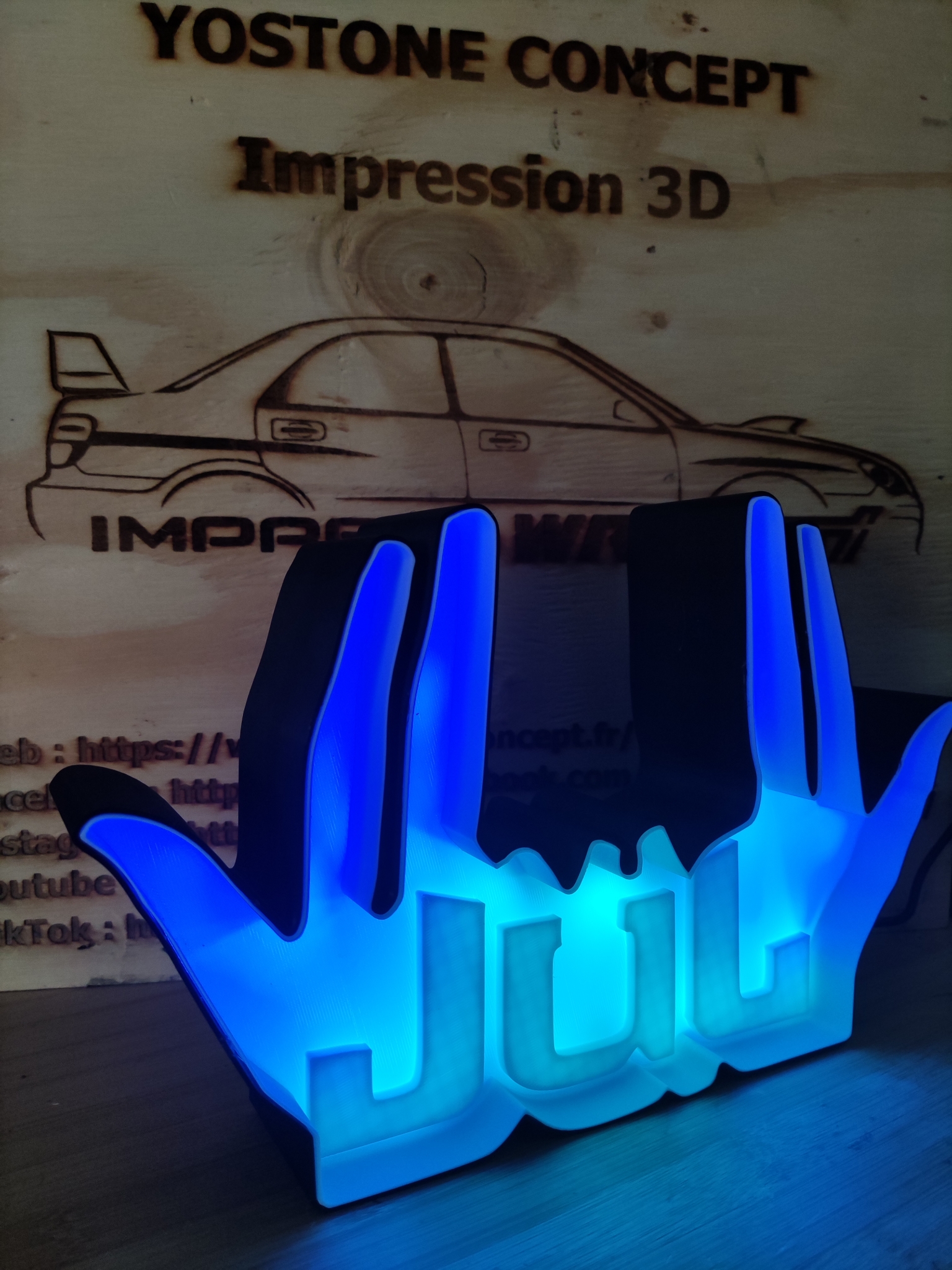 Enseigne lumineuse connectée JUL format : 280