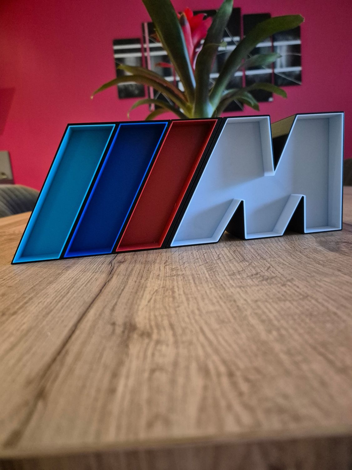 Enseigne BMW M format : 300 sans led