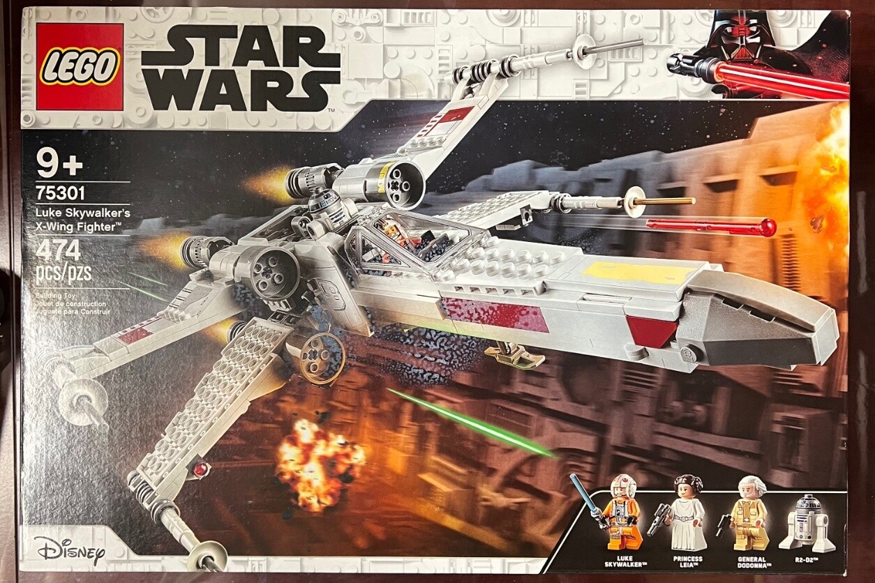 LEGO Star Wars Luke Skywalker&#39;s X-Wing Fighter 75301
