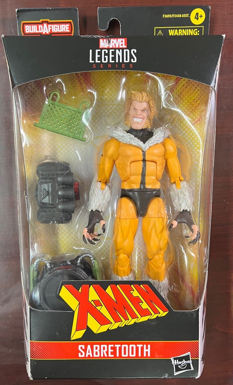 Marvel Legends Series Sabretooth Action Figure
