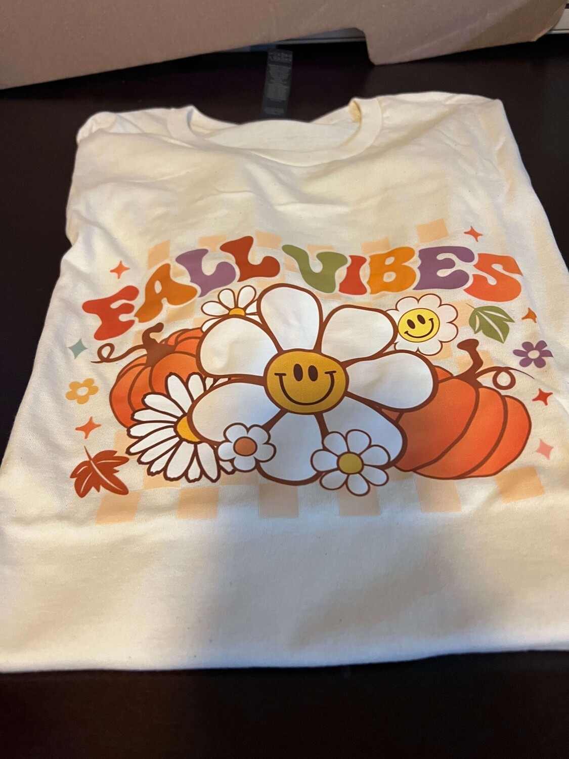 Fall vibes T-shirt, Size: Medium