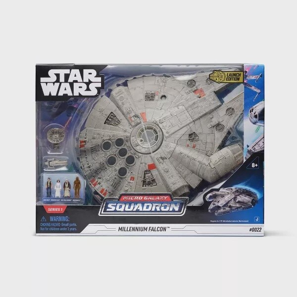 Star Wars Micro Galaxy Squadron Millennium Falcon 9&quot; Large Vehicle &amp; Figures