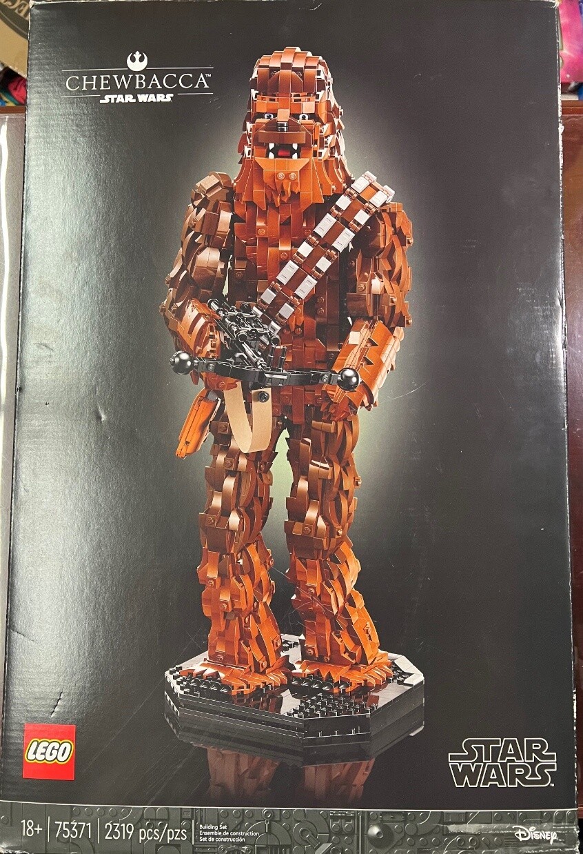 LEGO Star Wars Chewbacca Figure Building Set 75371