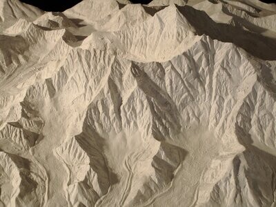 Mount Everest ♦ 1:25.000 ♦ unbemalt (weiß), großer Ausschnitt