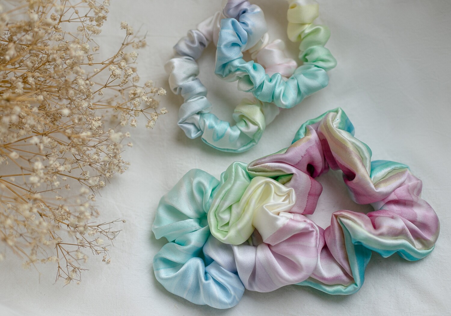 Midi hand painted silk scrunchie
