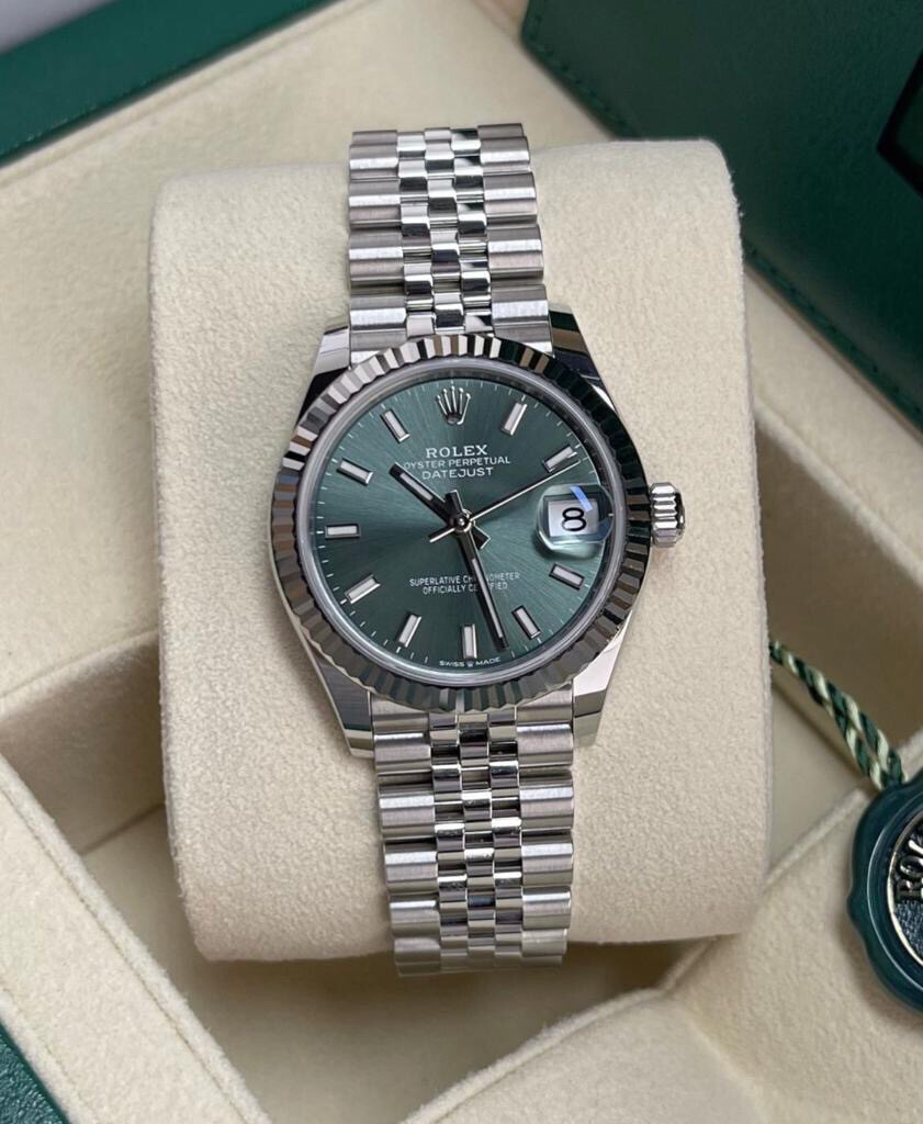 ROLEX Watch 