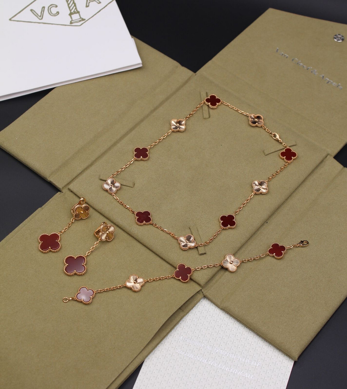 Accessories 