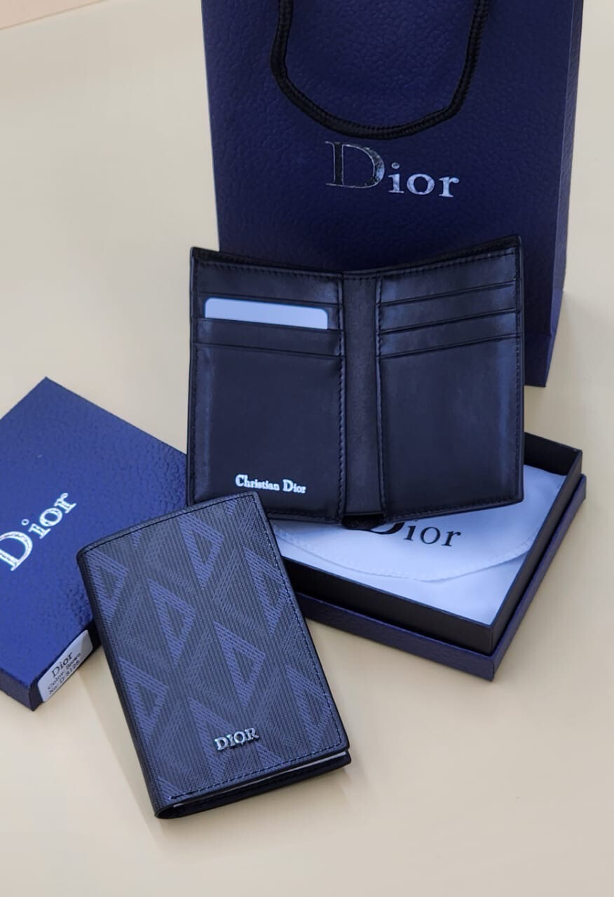 Dior wallet