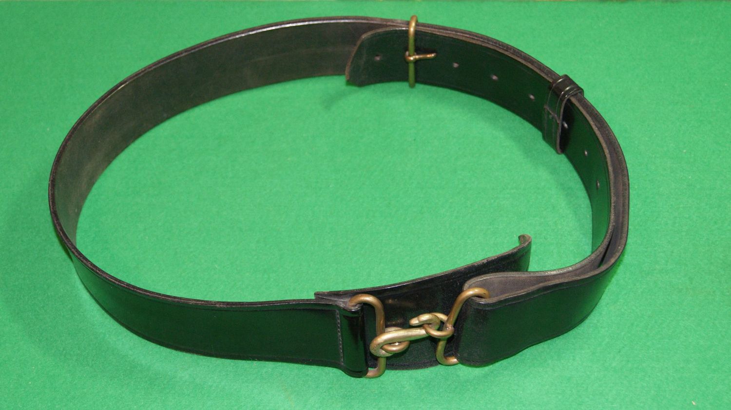 ​1940s Royal Ulster Constabulary Belt & Bayonet Frog
