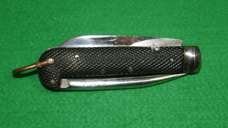 ​1937 Dated British Army Knife by Wade & Butcher