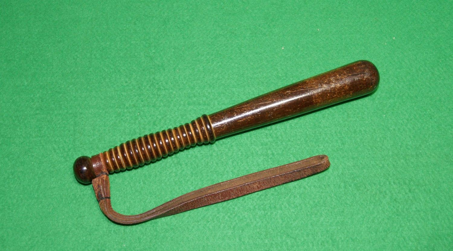 ​1960's 70's British Police women's Truncheon