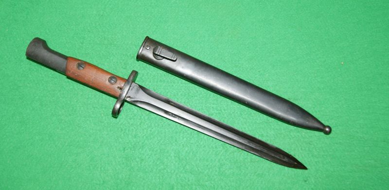 ​Egyptian FN M1949 Bayonet