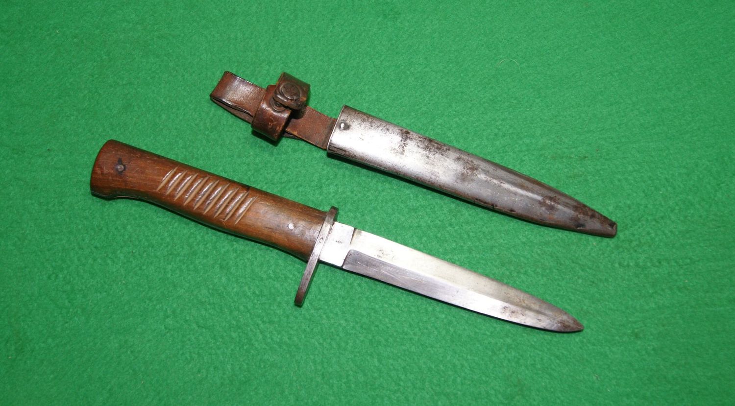 ​German WW1 Fighting/Trench Knife By Ernst Busch Solingen