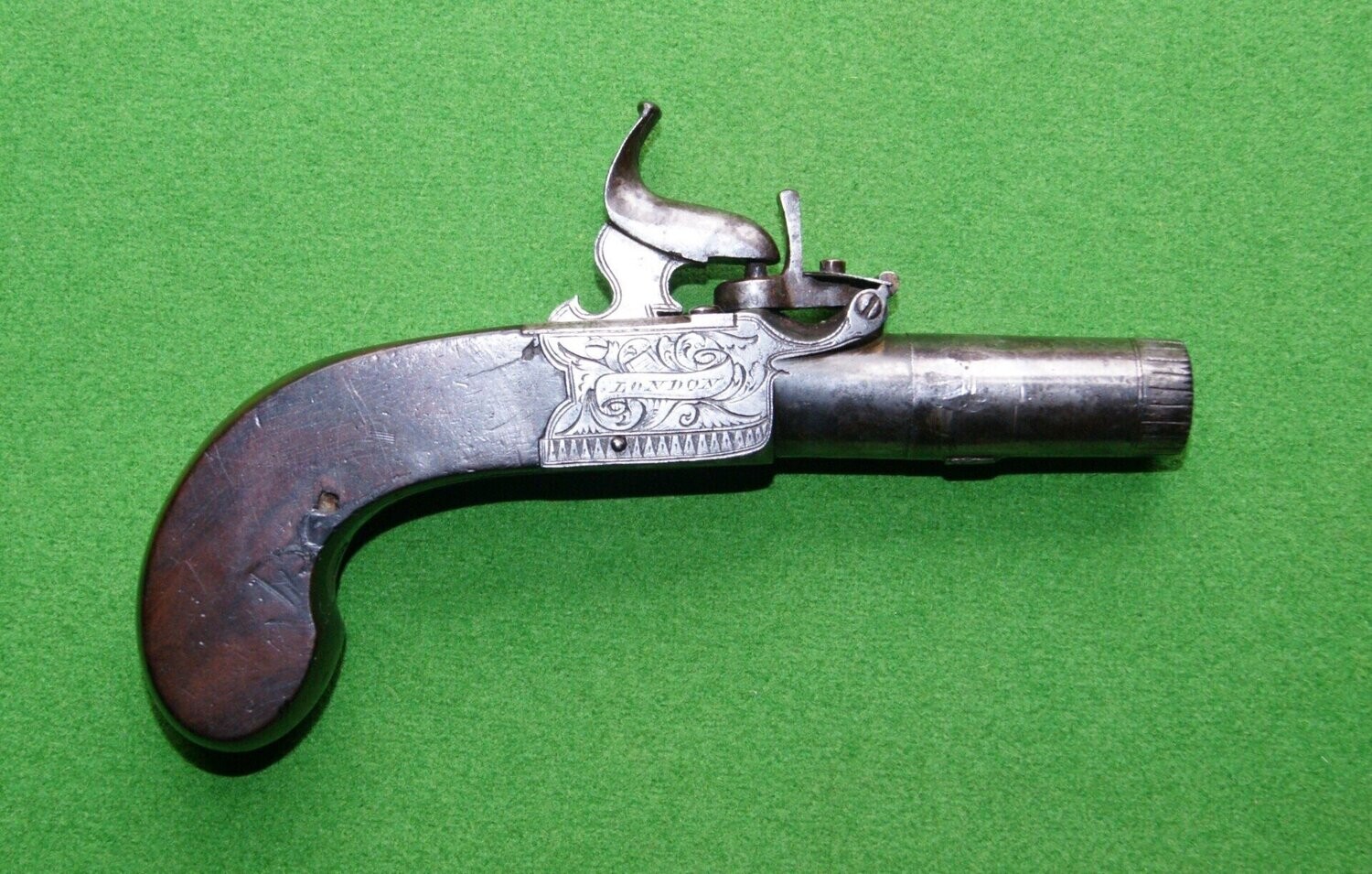 Early 19th Century Top Hat Percussion Pocket Pistol Early 19th Century Top Hat Percussion Pocket Pistol