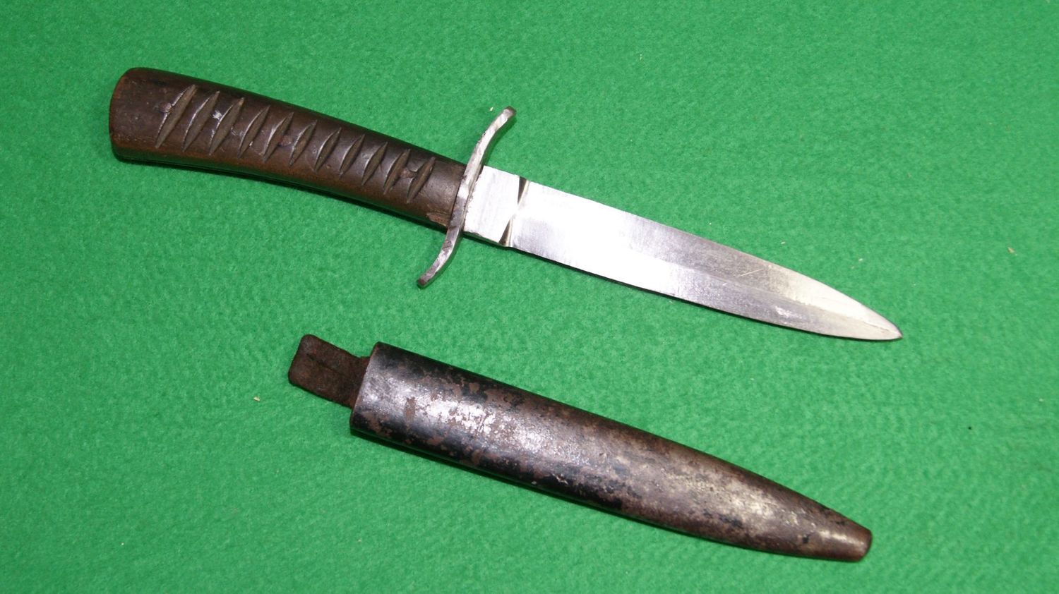 ​WW1 Fighting/Trench Knife By Gottlieb UNION Zella. St Bl.