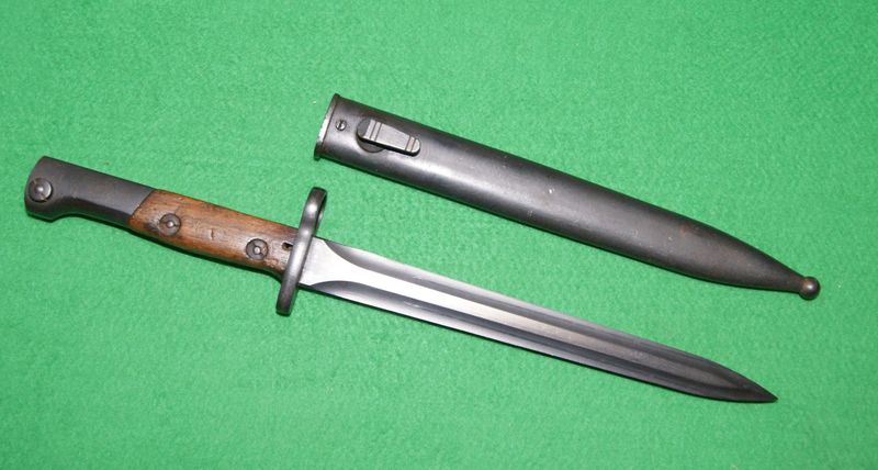 ​Egyptian FN-49 Bayonet