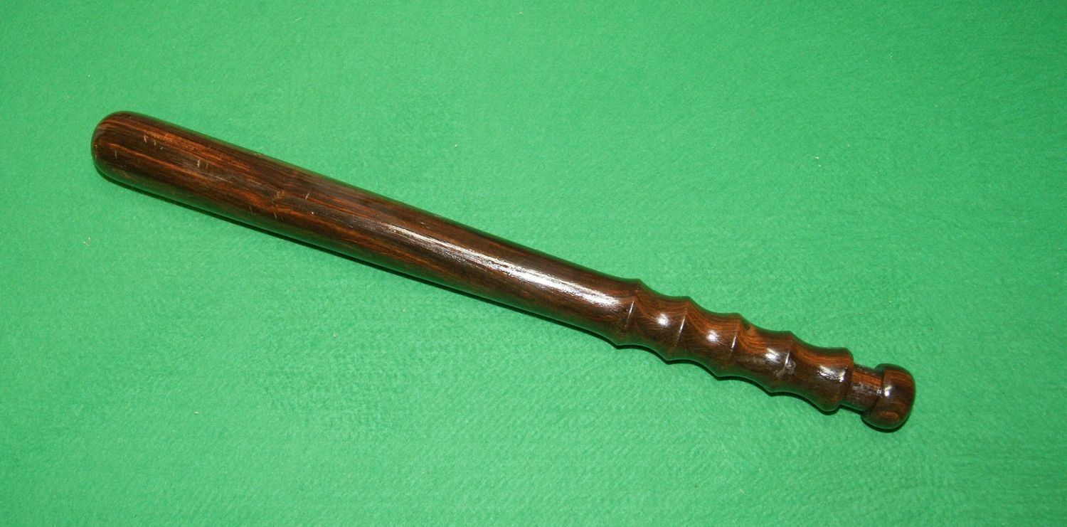 RUC/ RIC Long Truncheon RUC/ RIC Long Truncheon