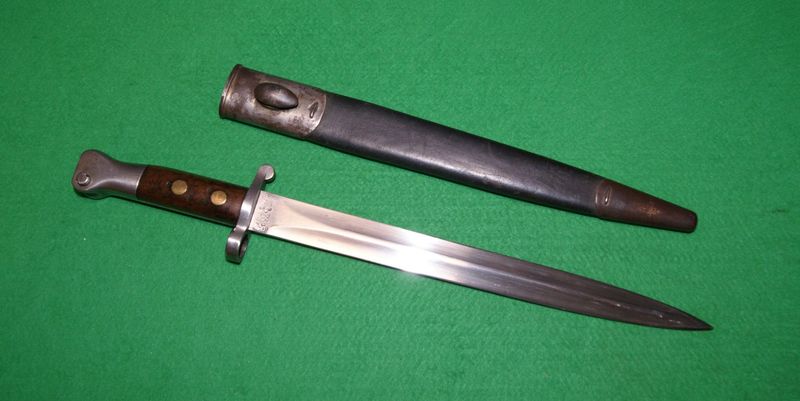 ​Lee Metford P1888 MKI Type II  Bayonet for The Queen's Own Cameron Highlanders