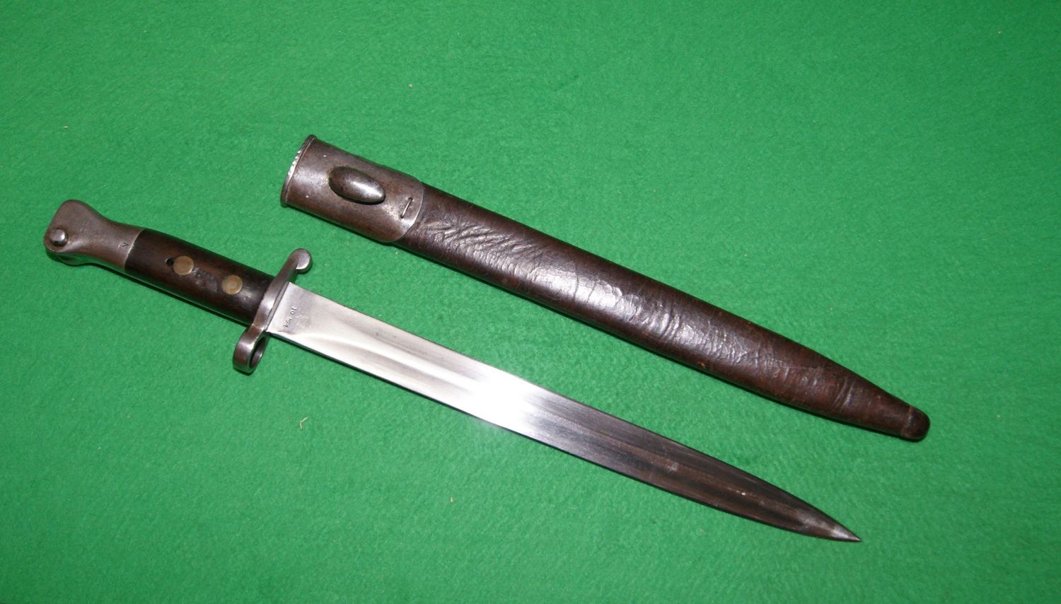 Rare Royal Navy Lee Metford Bayonet Rare Royal Navy Lee Metford Bayonet