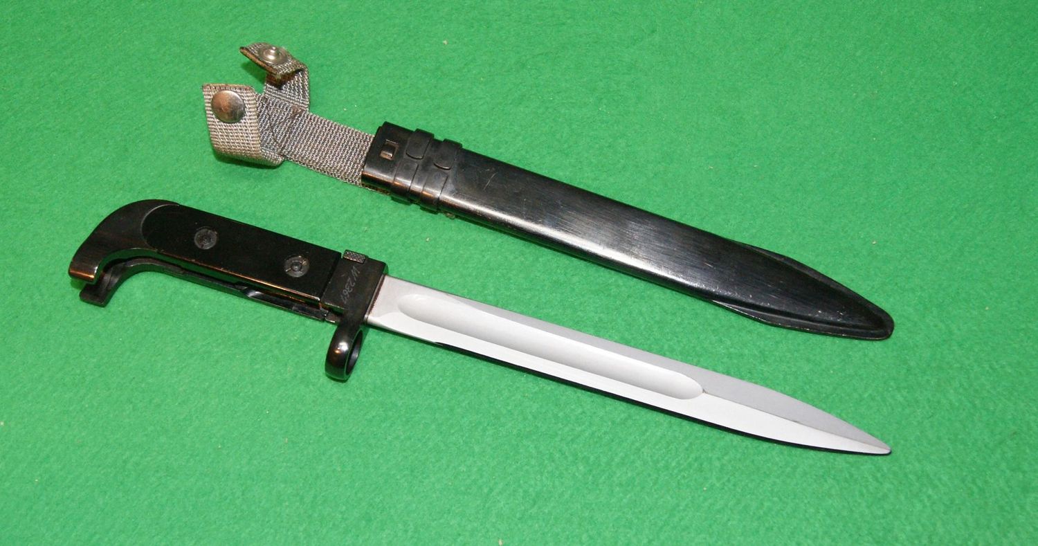 East German AK47 Type 1 Bayonet East German AK47 Type 1 Bayonet