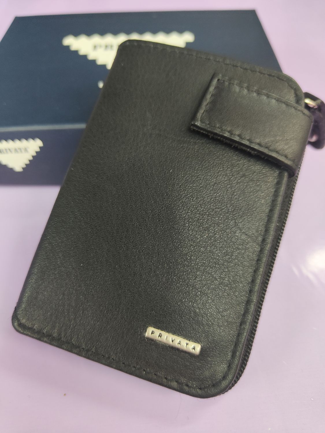 TARJETERO MONEDERO PRIVATA PIEL NEGRO CON BROCHE 