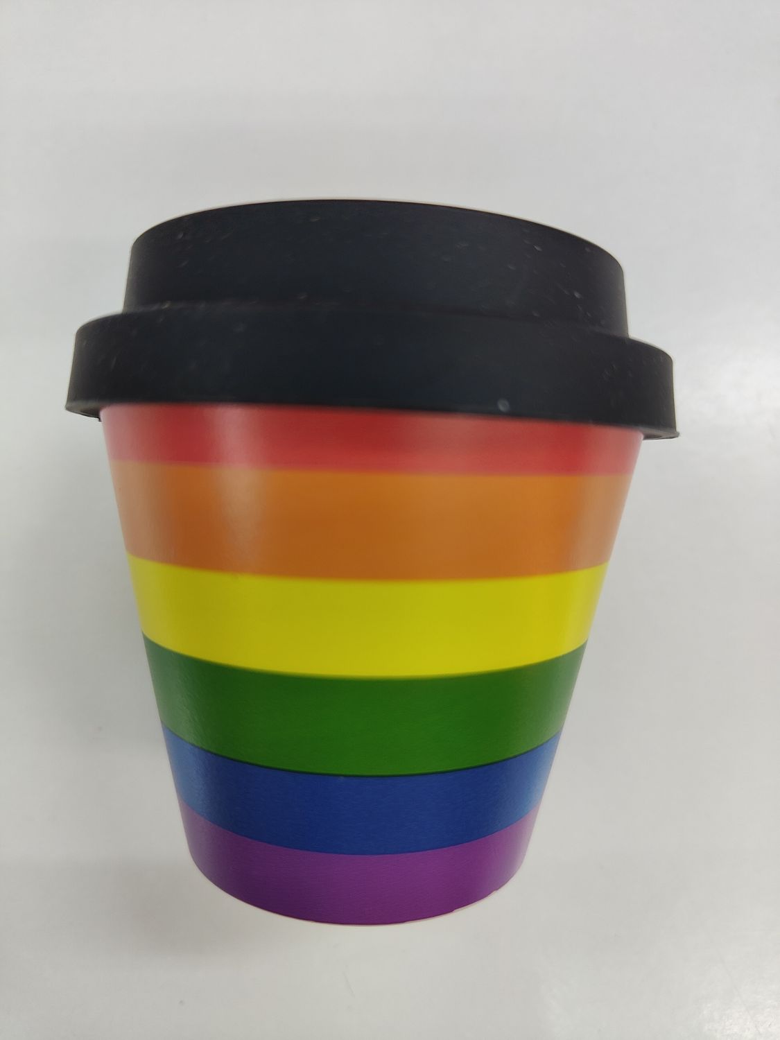 VASO MINI ARCOIRIS BAMBÚ REUTILIZABLE I DRINK TAZA DE VIAJE CON TAPA BANDERA ORGULLO 90ml 