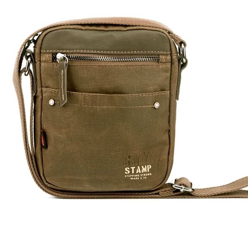 BOLSO BANDOLERA STAMP LONA ENCERADA MARRÓN CHOCOLATE 