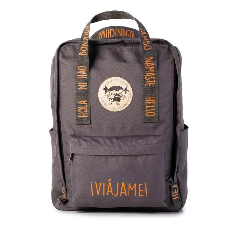 MOCHILA VIAJERA SALUDOS DEL MUNDO PEPITA VIAJERA VIAJAME GRIS 
