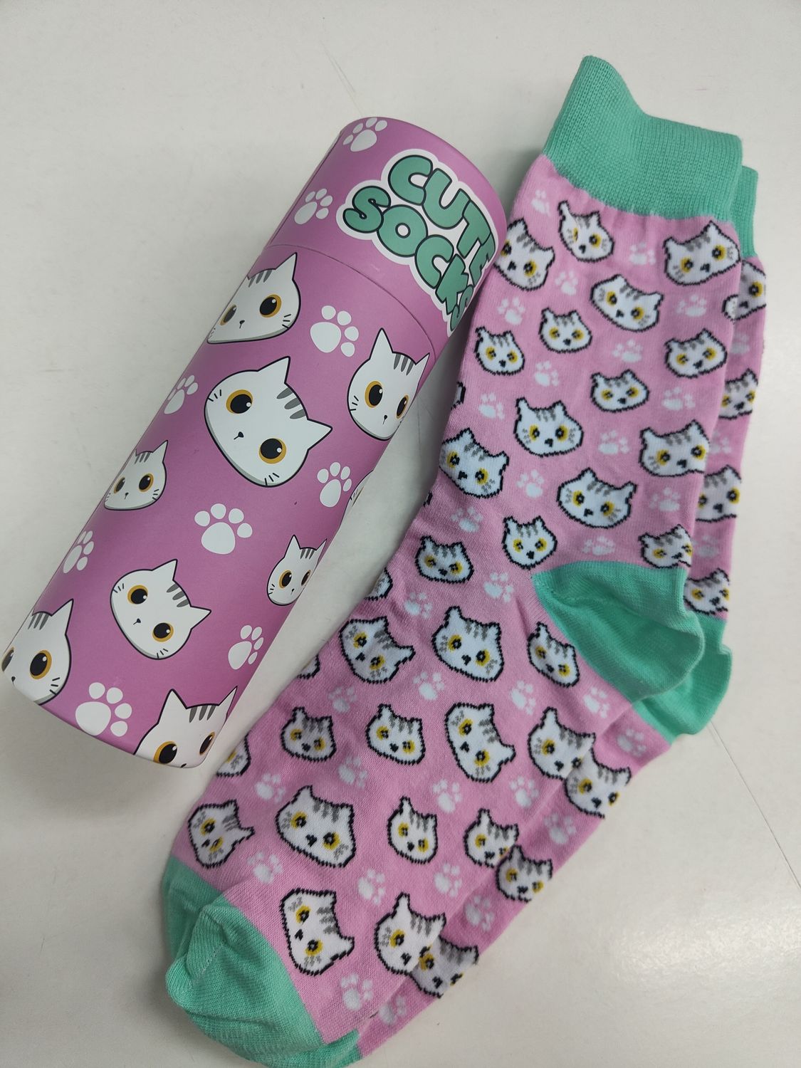 CALCETINES GATO BLANCO I TOTAL UN PAR TALLA ÚNICA  CALCETINES GATO BLANCO I TOTAL UN PAR TALLA ÚNICA