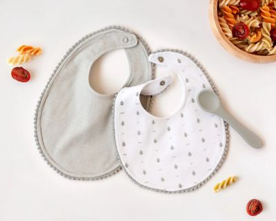 BABEROS BEBÉ KIOKIDS CONJUNTO DE DOS CON CUCHARA babero 
