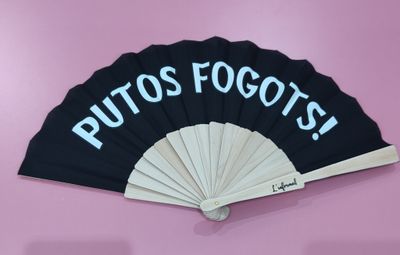 ABANICO VENTALL PUTOS FOGOTS negre 