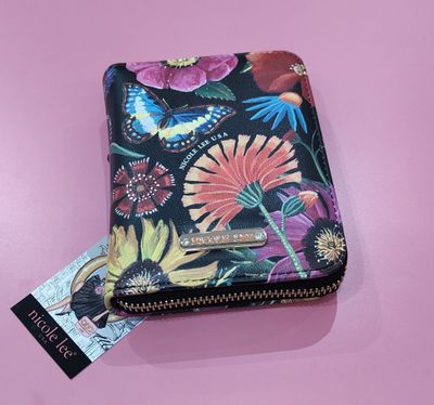 TARJETERO DOBLE NICOLE LEE BUTTERFLY FLOWER BLACK