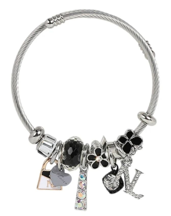 PULSERA CON CHARM NICOLE LEE PLATEADA BRAZALETE  PULSERA CON CHARM NICOLE LEE PLATEADA BRAZALETE