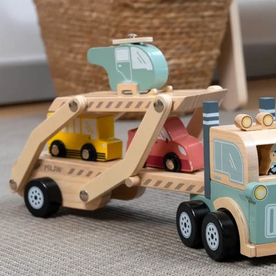 JUGUETE CAMIÓN MADERA MILAN CON VEHÍCULOS