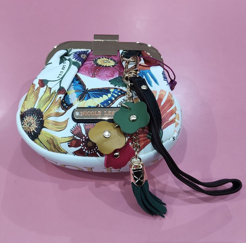 MONEDERO BOQUILLA BUTTERFLY NICOLE LEE CON ASA MARIPOSAS