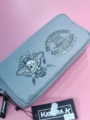 ESTUCHE DOBLE SKATEBOARD KATACRAK SENFORT GRIS PORTATODO ESCOLAR REBAJAS ESTUCHE DOBLE SKATEBOARD KATACRAK SENFORT GRIS PORTATODO ESCOLAR REBAJAS