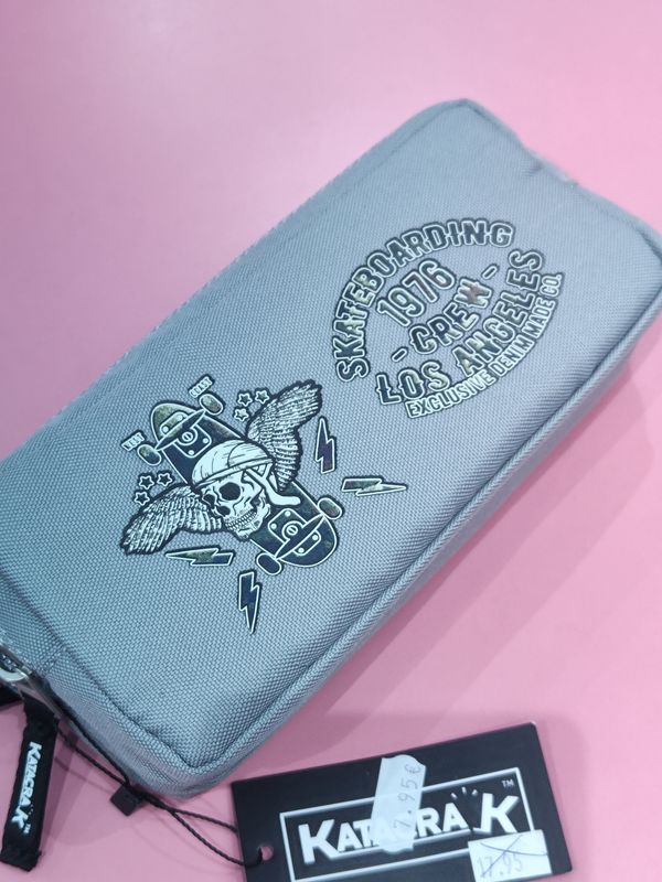 ESTUCHE DOBLE SKATEBOARD KATACRAK SENFORT GRIS PORTATODO ESCOLAR REBAJAS 