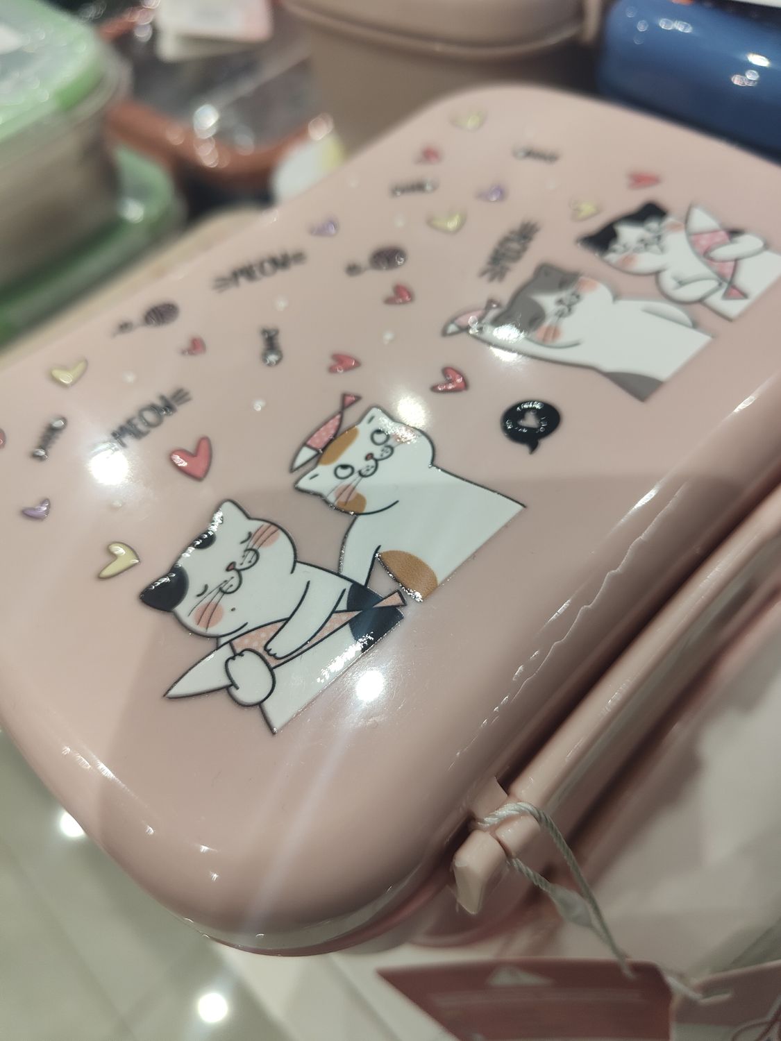 FIAMBRERA LUNCH BOX PINK SWEET LOVE ROSA CON TAPA REFRIGERANTE TUPPER CON CAJITA INTERIOR AUREA con enfriador FIAMBRERA LUNCH BOX PINK SWEET LOVE ROSA CON TAPA REFRIGERANTE TUPPER CON CAJITA INTERIOR AUREA con enfriador