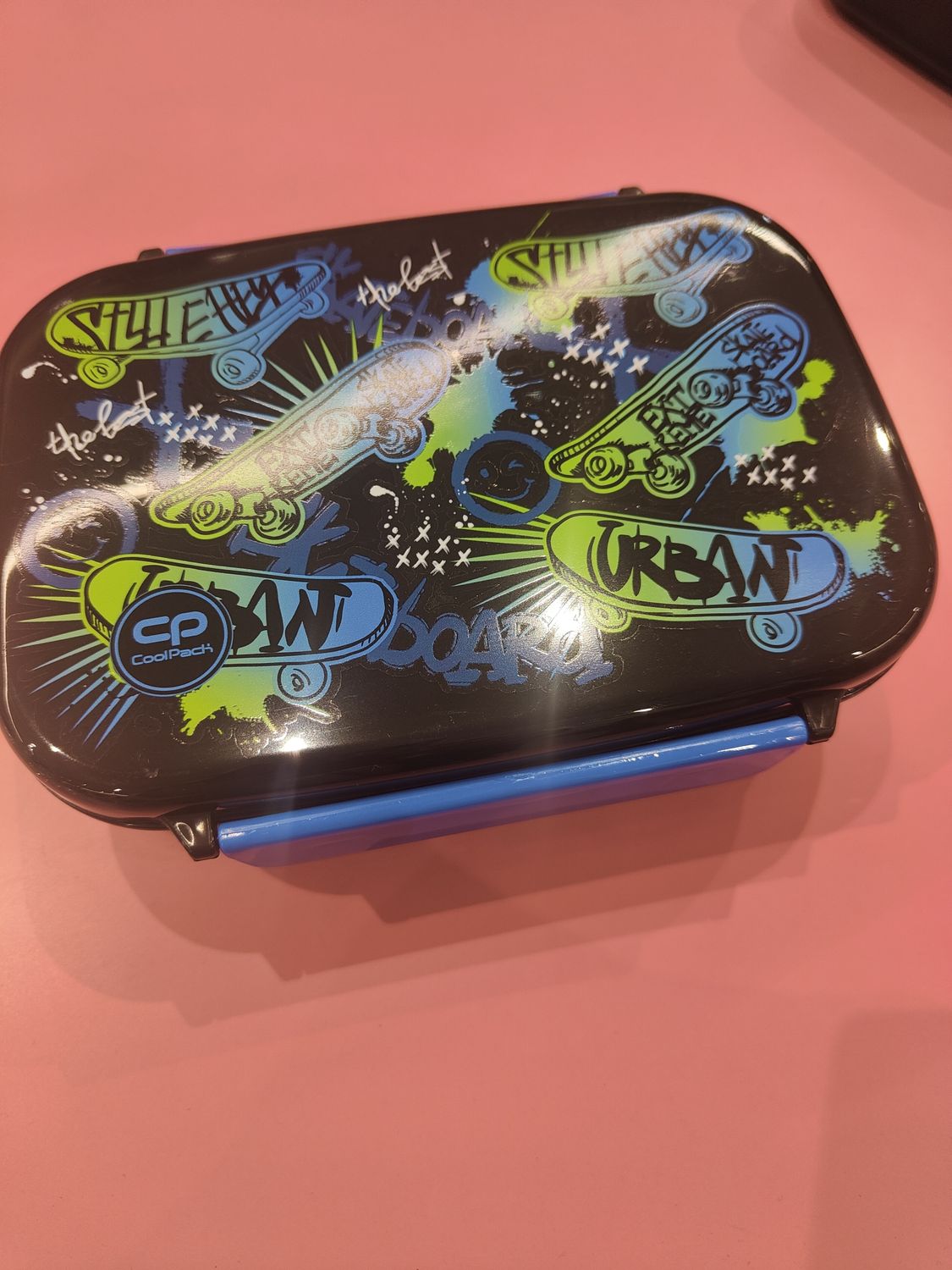 FIAMBRERA FOODY SKATEBOARD COOLPACK PORTA ALIMENTOS CON SEPARACIÓN EXTRAÍBLE 