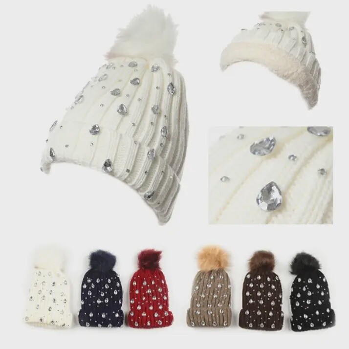 Winter Beanie With Pom Pom Hats