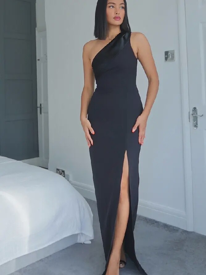 Vesper Fliss One Shoulder Maxi Dress