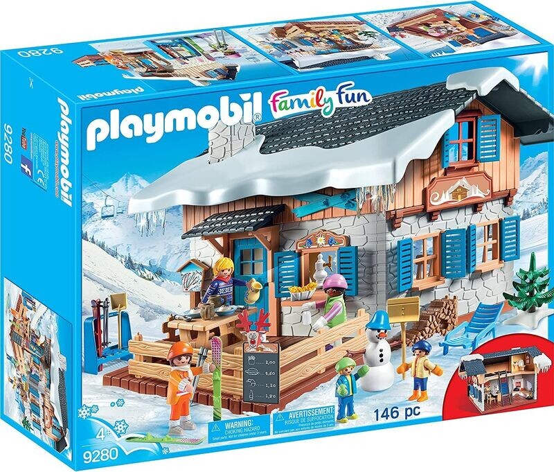 Chalet avec skieurs