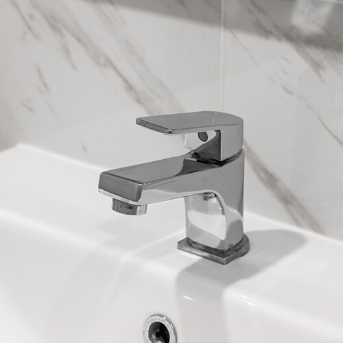 SANITARIOS Y ACCESORIOS