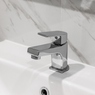 SANITARIOS Y ACCESORIOS