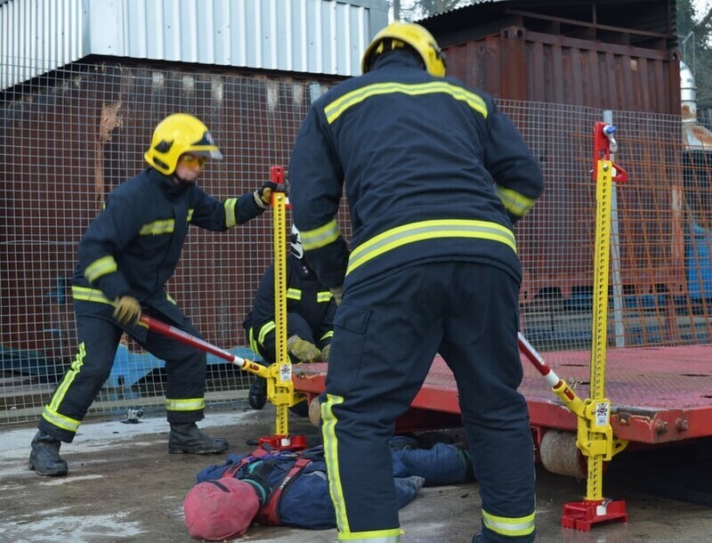 First Responder high lift Jack